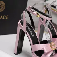 $132.00 USD Versace Sandal For Women #1275364