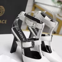 $122.00 USD Versace Sandal For Women #1275374