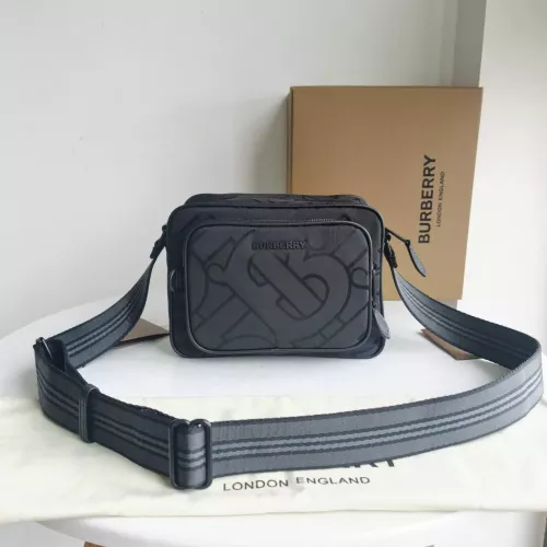 Burberry AAA Man Messenger Bags #1275922