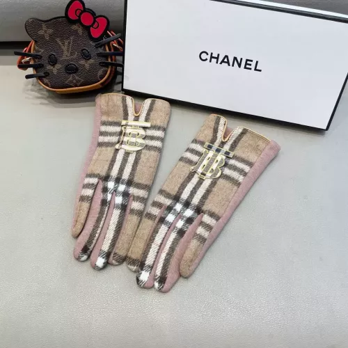 Burberry Gloves #1279118