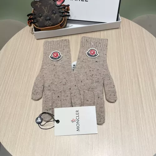 Moncler Gloves #1279275