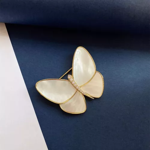 Replica Van Cleef & Arpels Brooches For Women #1280522 $82.00 USD for Wholesale