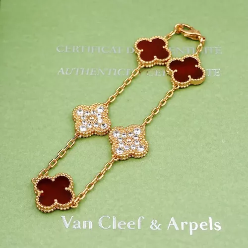 Van Cleef & Arpels Bracelets For Women #1281667