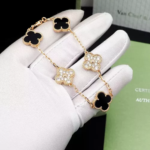 Replica Van Cleef & Arpels Bracelets For Women #1281671 $32.00 USD for Wholesale