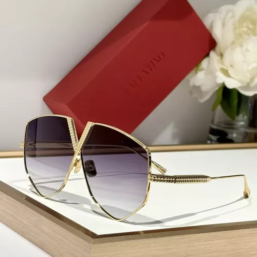 Valentino AAA Quality Sunglasses #1283639