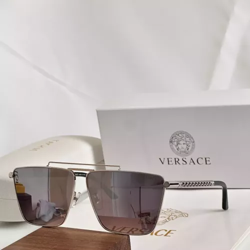 Versace AAA Quality Sunglasses #1283717