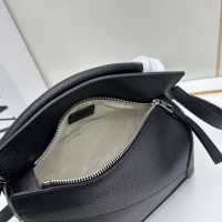 $145.00 USD LOEWE AAA Quality Messenger Bags For Women #1276247