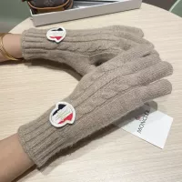 $40.00 USD Moncler Gloves #1278947