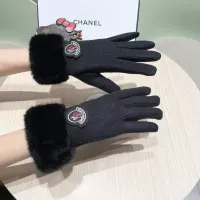 $40.00 USD Moncler Gloves #1279271