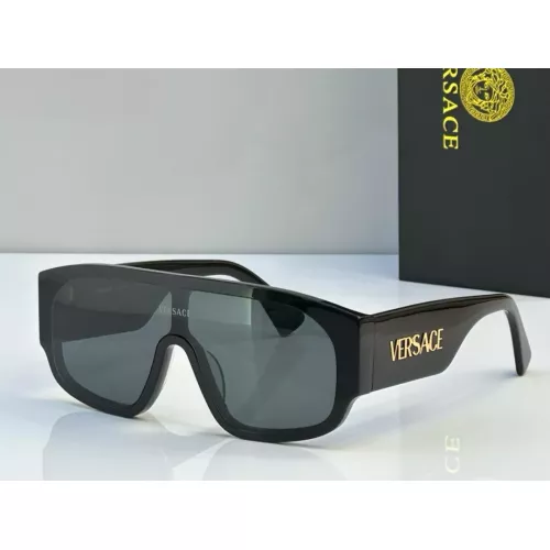 Versace AAA Quality Sunglasses #1288014