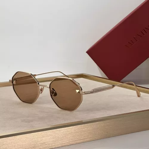 Valentino AAA Quality Sunglasses #1288041