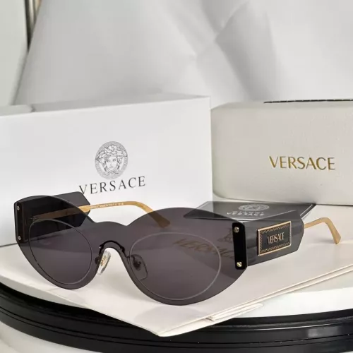 Versace AAA Quality Sunglasses #1288740