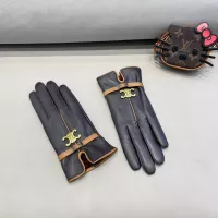 $45.00 USD Celine Gloves For Women #1287773