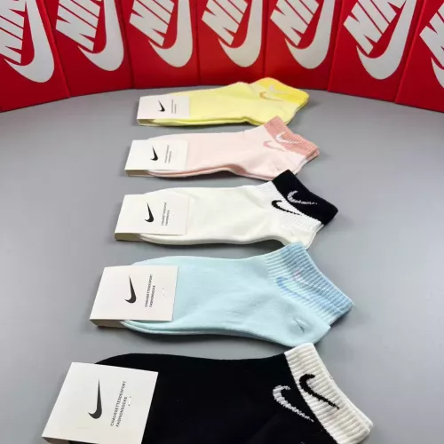 Replica Nike Socks #1300589 $25.00 USD for Wholesale