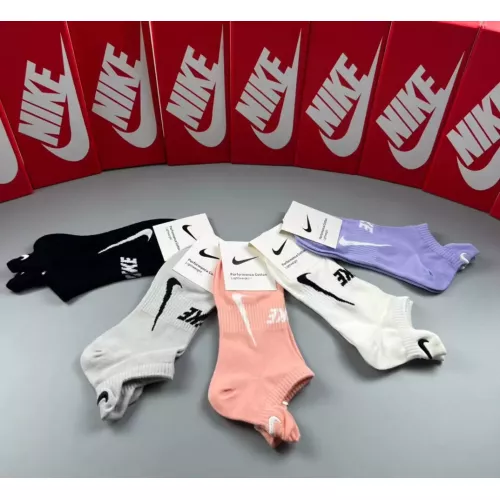 Replica Nike Socks #1300590 $25.00 USD for Wholesale