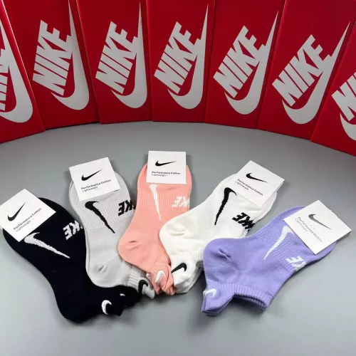 Replica Nike Socks #1300590 $25.00 USD for Wholesale