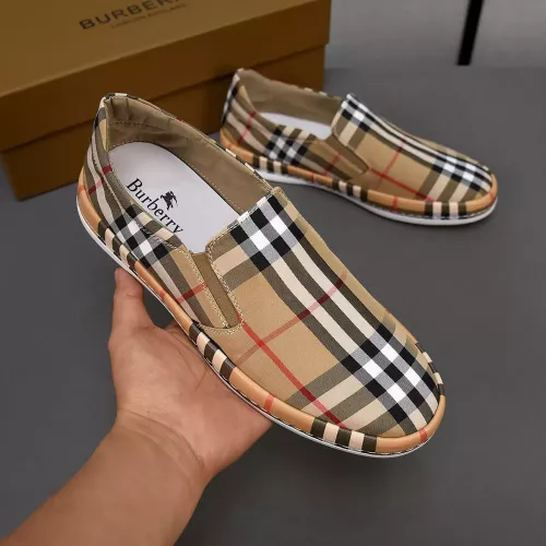 Replica Burberry Casual Shoes For Men #1303163 $76.00 USD for Wholesale