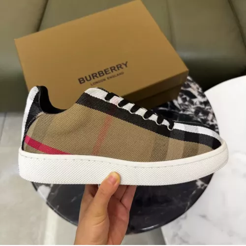 Replica Burberry Casual Shoes For Men #1303308 $80.00 USD for Wholesale