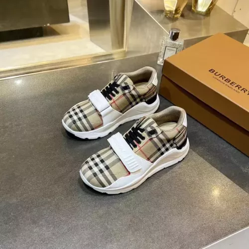 Burberry Casual Shoes For Men #1303411