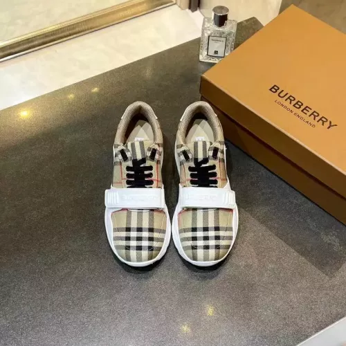 Replica Burberry Casual Shoes For Men #1303411 $118.00 USD for Wholesale