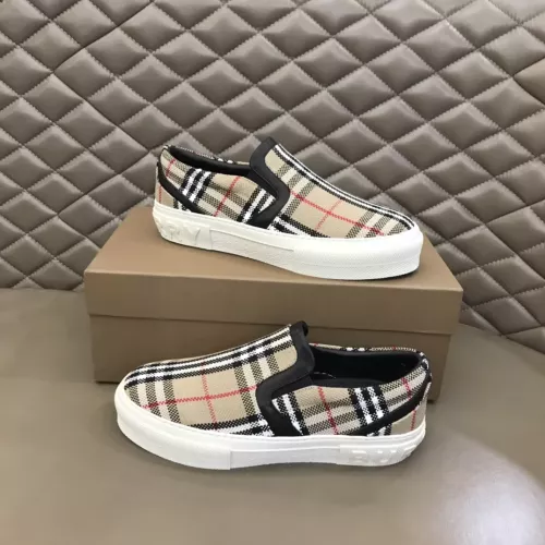 Replica Burberry Casual Shoes For Men #1303582 $76.00 USD for Wholesale