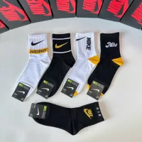 $29.00 USD Nike Socks #1300586