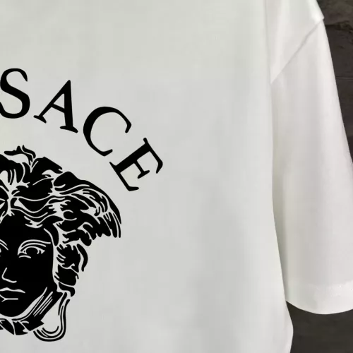 Replica Versace T-Shirts Short Sleeved For Unisex #1315484 $38.00 USD for Wholesale