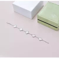 $22.00 USD Van Cleef & Arpels Bracelets For Women #1313626
