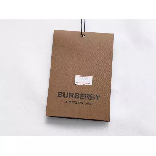 Replica Burberry T-Shirts Short Sleeved For Men #1321909 $32.00 USD for Wholesale