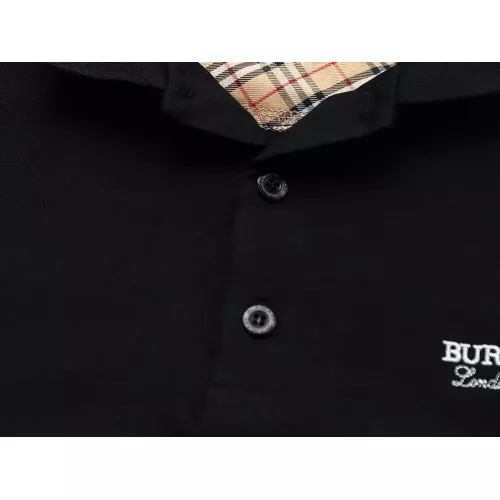 Replica Burberry T-Shirts Short Sleeved For Men #1321932 $32.00 USD for Wholesale