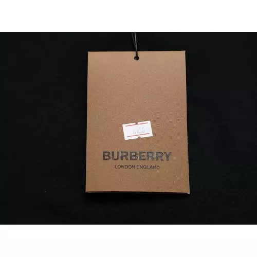 Replica Burberry T-Shirts Short Sleeved For Men #1321932 $32.00 USD for Wholesale