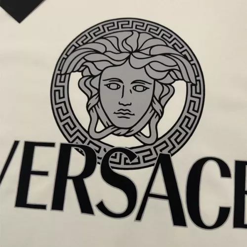 Replica Versace T-Shirts Short Sleeved For Unisex #1322143 $45.00 USD for Wholesale