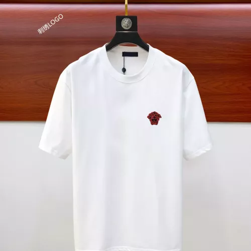Versace T-Shirts Short Sleeved For Unisex #1323749, $42.00 USD, [ITEM#1323749], Versace T-Shirts