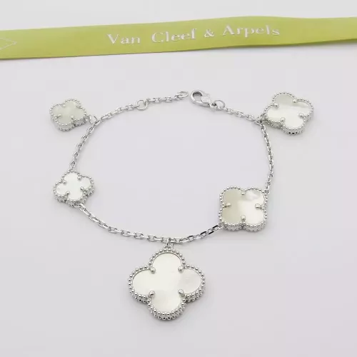 Van Cleef & Arpels Bracelets For Women #1326270