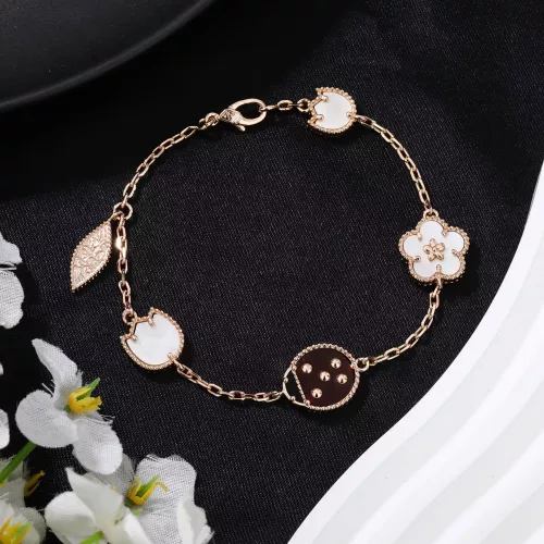Replica Van Cleef & Arpels Bracelets For Women #1326562 $34.00 USD for Wholesale