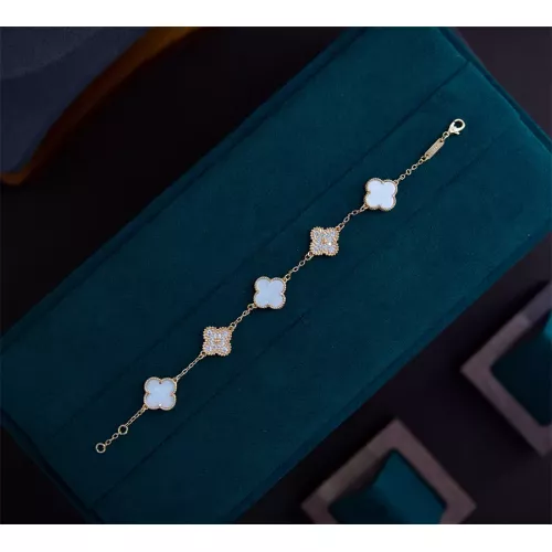 Van Cleef & Arpels Bracelets For Women #1327647