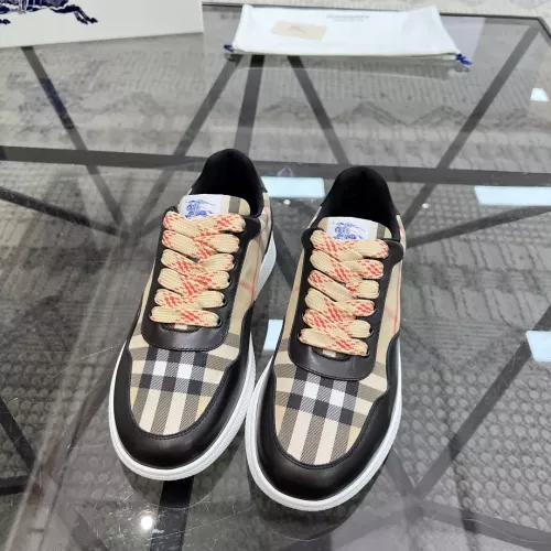 Replica Burberry Casual Shoes For Men #1330233 $76.00 USD for Wholesale