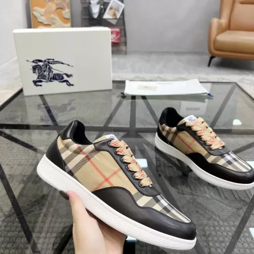 Replica Burberry Casual Shoes For Men #1330233 $76.00 USD for Wholesale