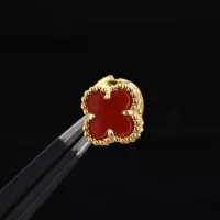 $32.00 USD Van Cleef & Arpels Earrings For Women #1326423