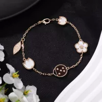 $34.00 USD Van Cleef & Arpels Bracelets For Women #1326562