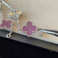 $76.00 USD Van Cleef & Arpels Bracelets For Women #1327048