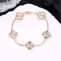$34.00 USD Van Cleef & Arpels Bracelets For Women #1327265