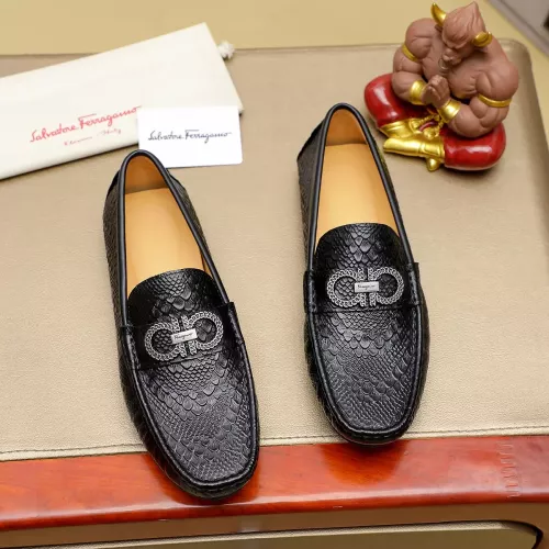 Salvatore Ferragamo Leather Shoes For Men #1330813