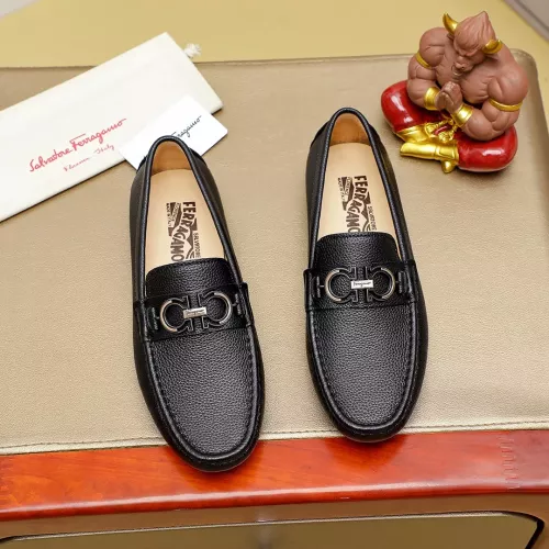 Salvatore Ferragamo Leather Shoes For Men #1330819