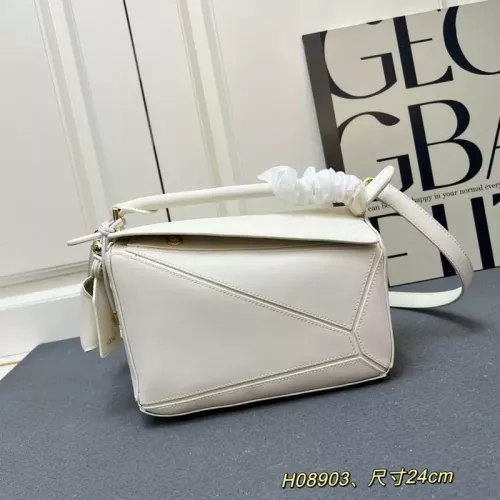LOEWE AAA Quality Messenger Bags For Women #1330880