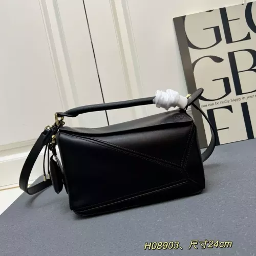 LOEWE AAA Quality Messenger Bags For Women #1330885