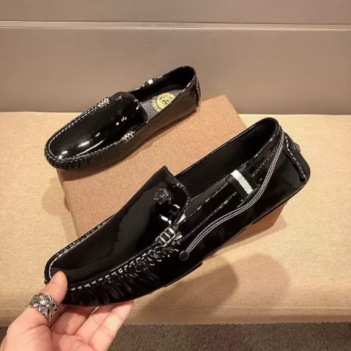 Versace Leather Shoes For Men #1331216