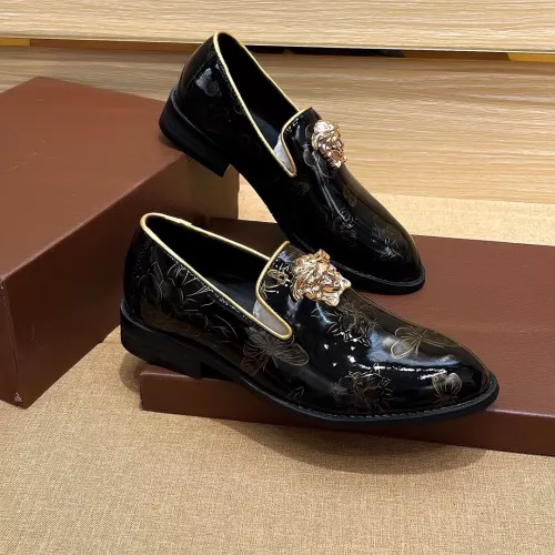 Versace Leather Shoes For Men #1331278