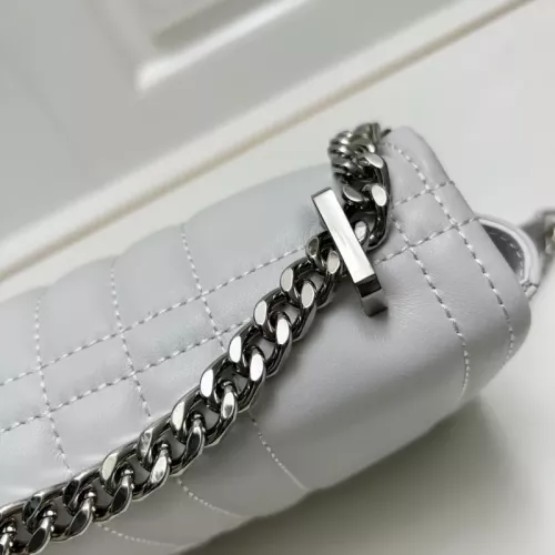 Replica Burberry AAA Quality Messenger Bags For Women #1331717 $108.00 USD for Wholesale