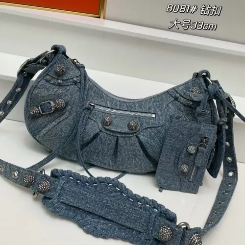 Balenciaga AAA Quality Messenger Bags For Women #1332382